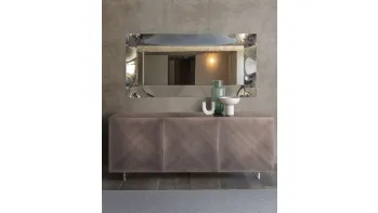 Specchio Mirage con cornice specchiante sagomata di Riflessi