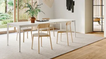 Tavolo minimal allungabile in legno Nordic di Calligaris