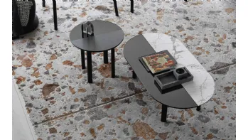 Tavolino con struttura in frassino e piano realizzato in due materiali differenti Bam 01 di Calligaris