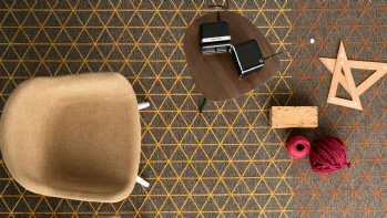 Tappeto Apotema ispirato agli origami giapponesi di Calligaris