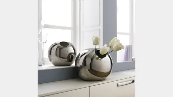 Vaso Ball in ceramica di Adriani e Rossi