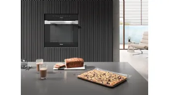 Forno H 7464 BP con sonda termometrica ed illuminazione Led di Miele