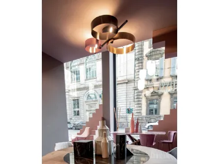 Lampada Led Loop Plafoniera formata da tre anelli in metallo verniciato di Riflessi