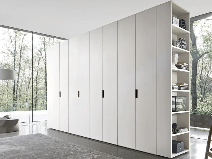 Armadio Anta Liscia Maniglia Beta laccato Bianco opaco di Sangiacomo