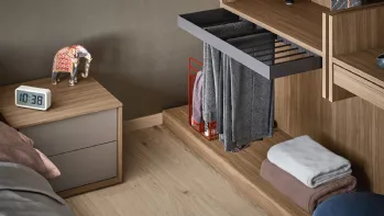 Comodino Bilbao in melaminico Basalto e Noce Naturale di Cinquanta3