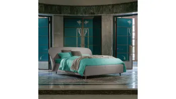 Letto Origami in pelle con testiera avvolgente di Dorelan Letti