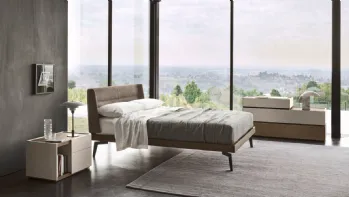 Letto con testiera in tessuto e struttura in legno Nest di Sangiacomo