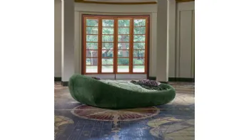 Letto di design Pebble in tessuto imbottito di Dorelan Letti