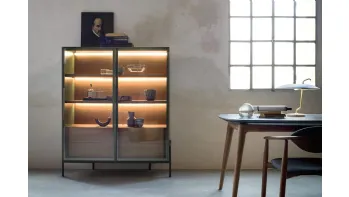Madia Alta Belt 01 in vetro e legno di Novamobili