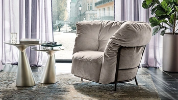 Poltroncina in tessuto Margaret di Cattelan Italia