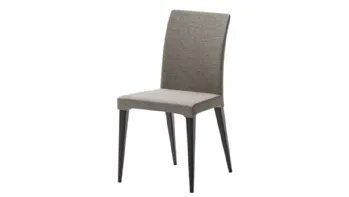 Sedia Anna in tessuto imbottito con struttura in legno di Veneta Cucine