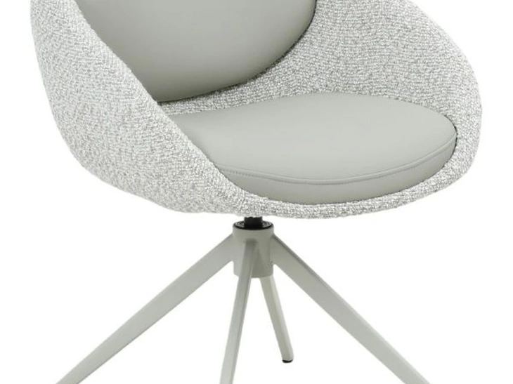 Sedia Averik di Bizzotto