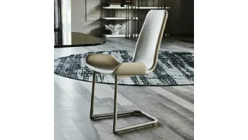 Sedia in pelle con struttura in acciaio Flamingo Cantilever di Cattelan Italia