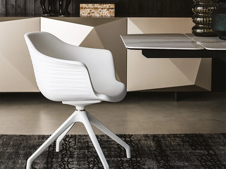 Sedia in poliuretano morbido Indy di Cattelan Italia
