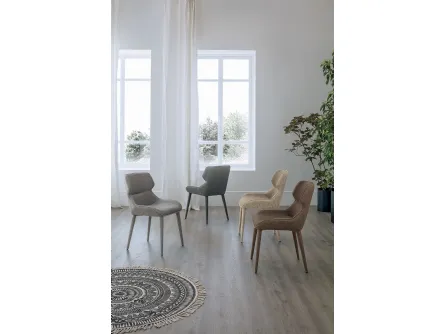 Sedia Detroit imbottita e interamente rivestita in tessuto Soft-Touch vintage di Target Point