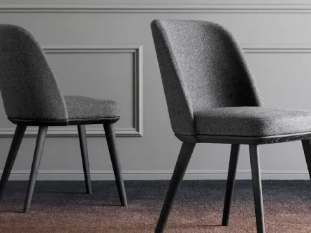 Sedia in tessuto Foyer di Calligaris