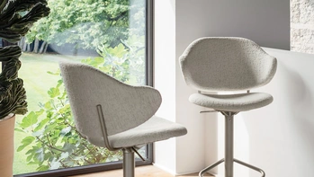Sgabello regolabile Holly di Calligaris