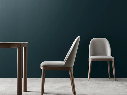 Sedia in tessuto imbottito Karol di Maronese