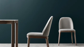 Sedia in tessuto imbottito Karol di Maronese