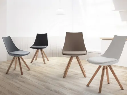 Sedia Mayer con seduta in Plastica di Bizzotto