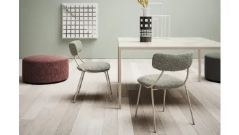Sedia Yoko in tessuto imbottito di Novamobili