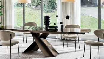 Tavolo allungabile Axiom in vetro di Calligaris