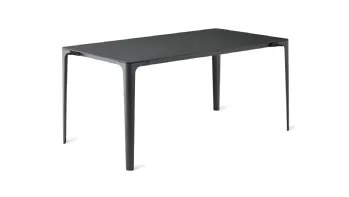 Tavolo in alluminio verniciato opaco nero Bistrot di Veneta Cucine