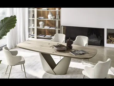 Tavolo Calla con piano in legno di Calligaris