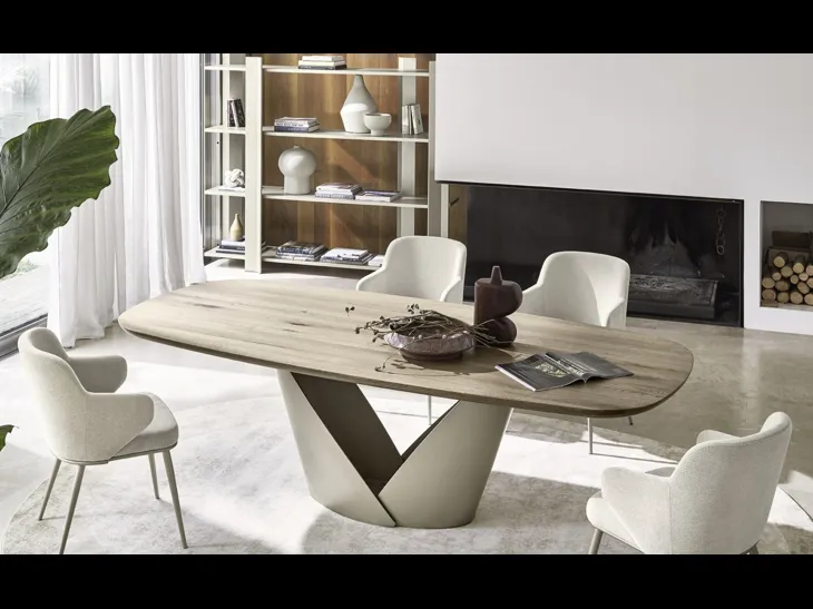Tavolo Calla con piano in legno di Calligaris