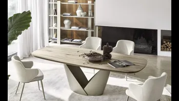 Tavolo Calla con piano in legno di Calligaris