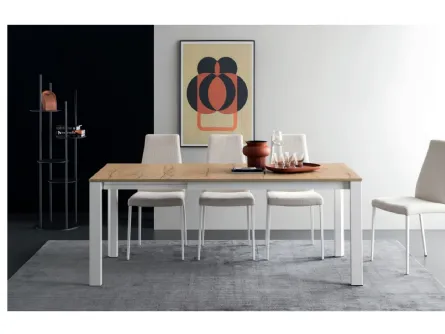 Tavolo in legno con gambe in metallo Duca di Calligaris