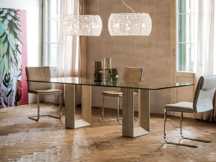 Tavolo con base in marmo e top in cristallo Diapason di Cattelan Italia