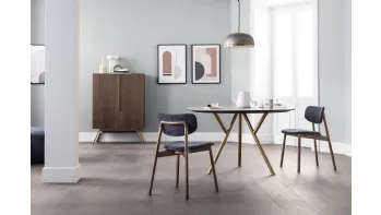 Tavolo rotondo Sunny con top in marmo Bianco di Carrara e gambe in metallo di Novamobili