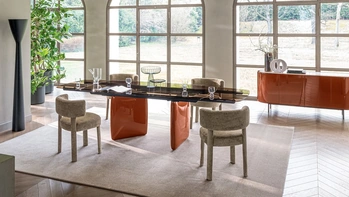 Tavolo allungabile Riverstone in vetro di Calligaris