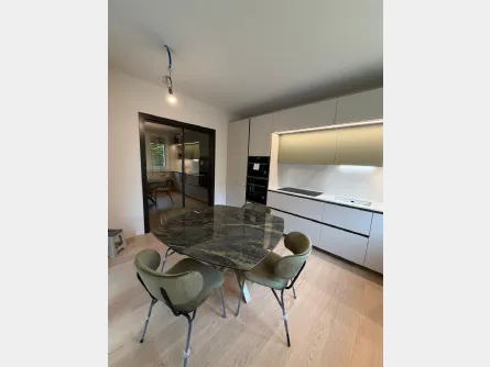 Design essenziale per una cucina contemporanea