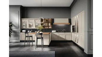 Cucina Classica angolare Frida classic in Frassino massello finitura decapè Fieno con top in quarzo di Arredo3