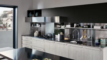 Cucina Moderna Ethica lineare in finitura Quercia Bianco Dek e Silk Grigio Piombo di Veneta Cucine