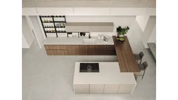 Cucina Moderna con isola e penisola Loft Wood finitura Pepe e laccato Beige di Arrex