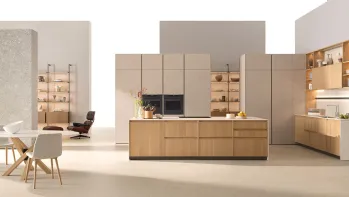 Cucina Moderna con isola Sakura 01 in Rovere Ikebana di Veneta Cucine
