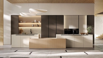 Cucina Moderna in laccato e impiallacciato con isola Time di Arredo3