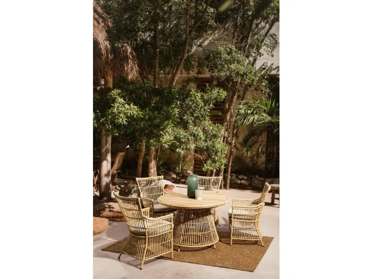 Tavolo e Sedie in alluminio effetto rattan Adelma di Bizzotto