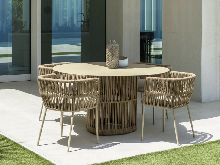 Tavolo e Sedie Cliff di Talenti