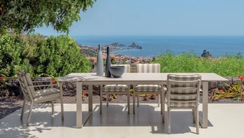 Tavolo allungabile e Sedie Finn di Talenti