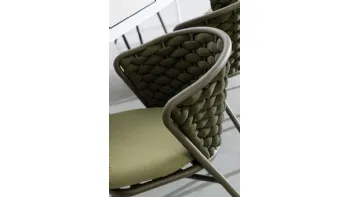 Sedia Harlow in tessuto e alluminio di Bizzotto
